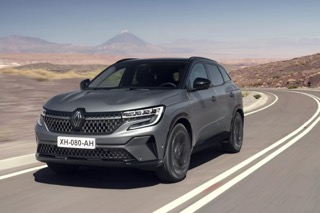 Renault Austral 2022: prezzi, motori, allestimenti